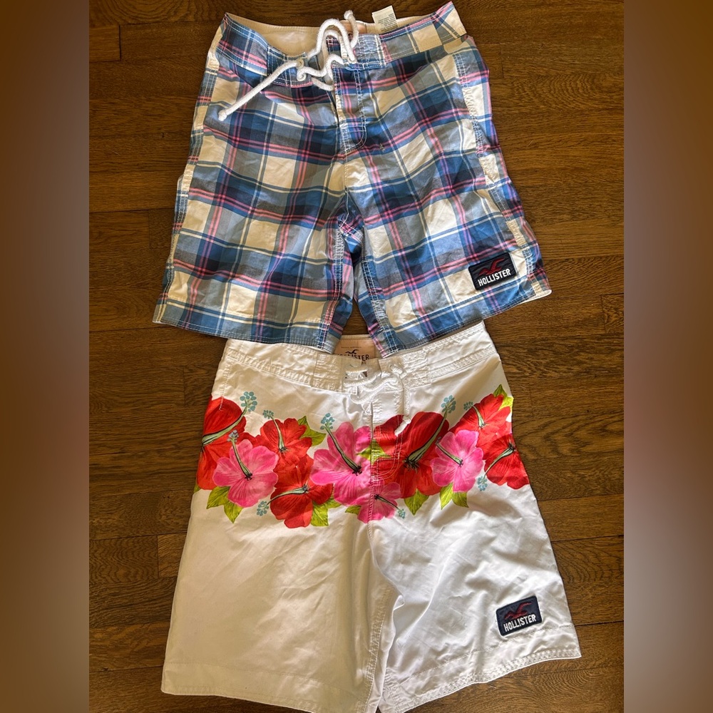 Hollister Board Shorts Bathing Suits for teen boys/men Size XS ADULT